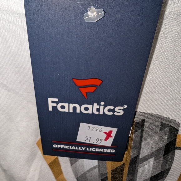 Men's White Canada Hockey 4 Nations Face-off Champions T-shirt - Picture 3 of 4